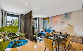 Maremar - City Design Apartment - 2 Schlafzimmer - Luxus Boxspringbetten - Kueche - Highspeed Wifi - Arbeitsplaetze